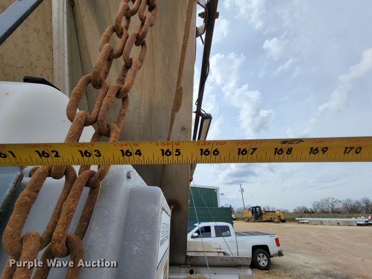 image for item FL9188 1991 BMY M923A2  flatbed truck