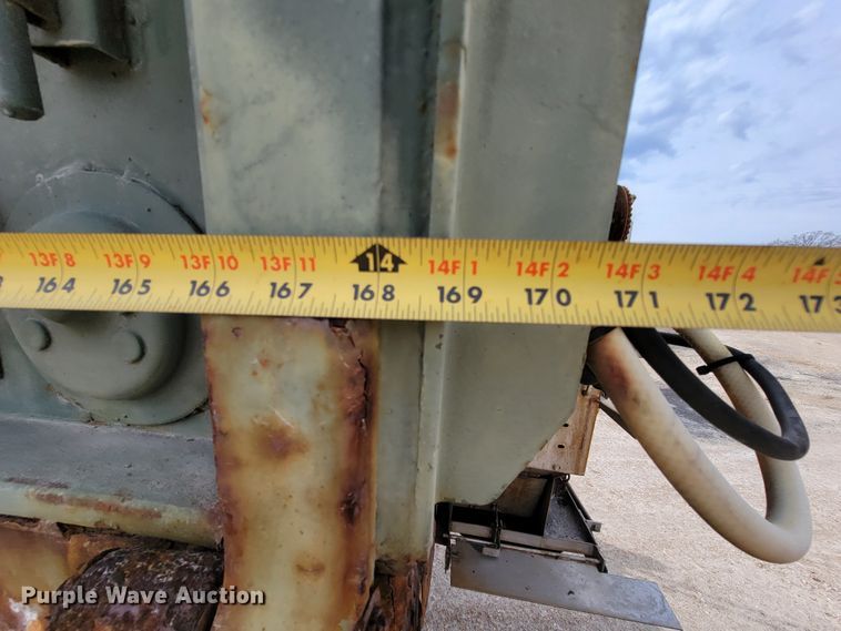 image for item FL9188 1991 BMY M923A2  flatbed truck