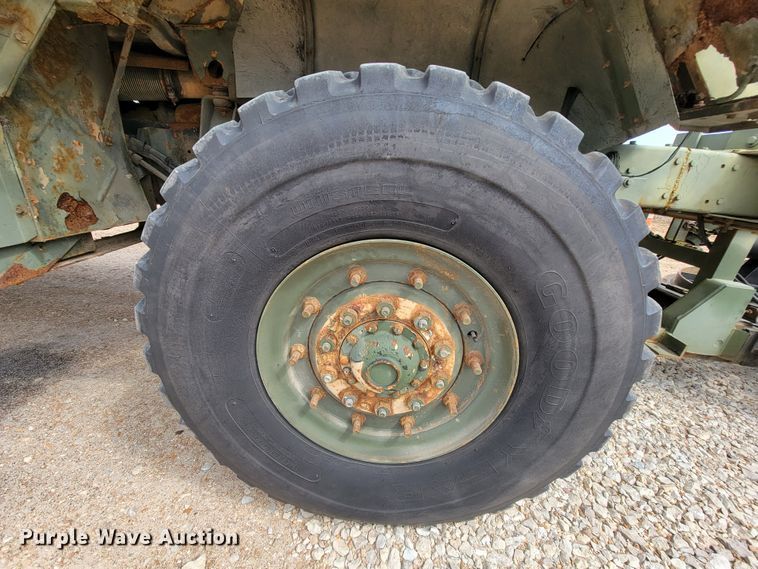 image for item FL9188 1991 BMY M923A2  flatbed truck