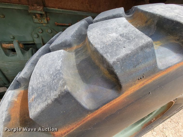 image for item FL9188 1991 BMY M923A2  flatbed truck