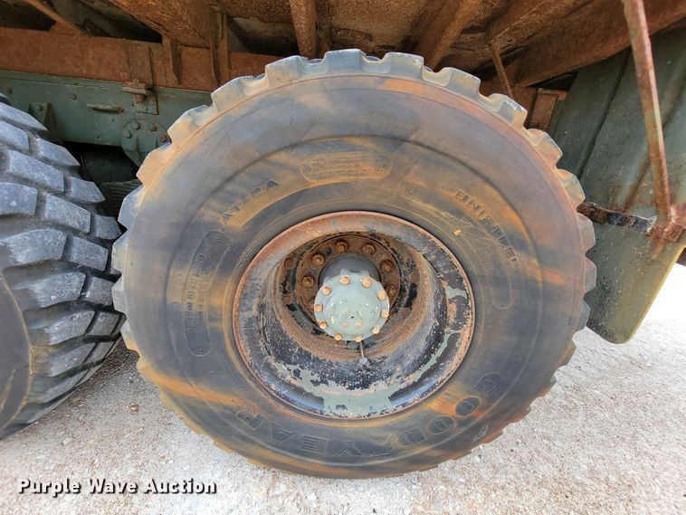 image for item FL9188 1991 BMY M923A2  flatbed truck