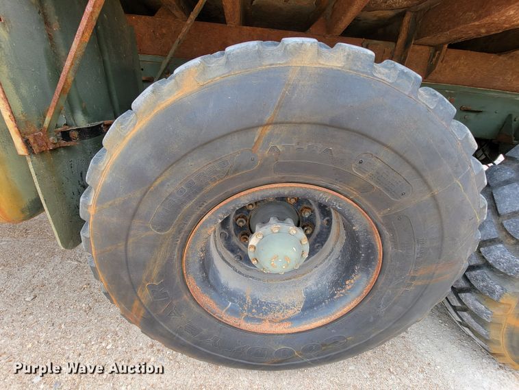 image for item FL9188 1991 BMY M923A2  flatbed truck