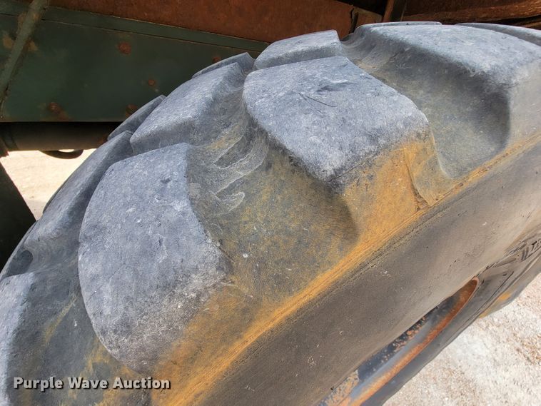 image for item FL9188 1991 BMY M923A2  flatbed truck