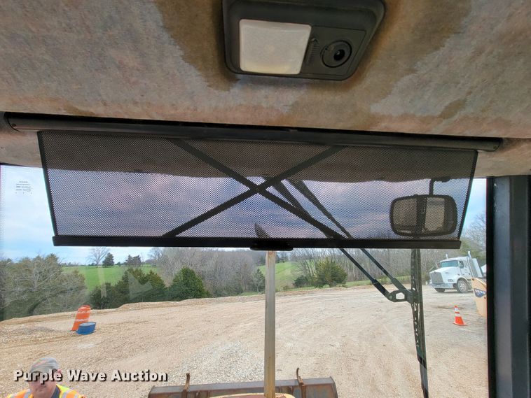 image for item FL9190 1997 New Holland 575E  backhoe