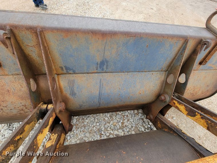 image for item FL9190 1997 New Holland 575E  backhoe