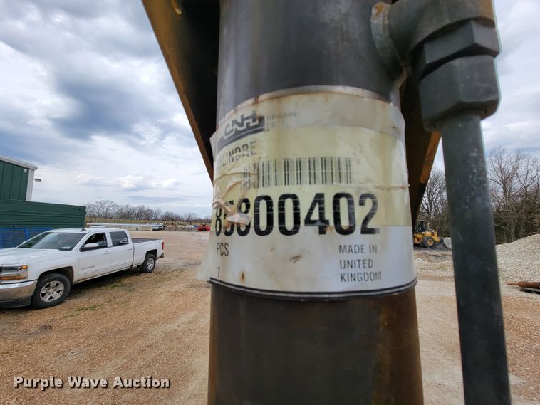 image for item FL9190 1997 New Holland 575E  backhoe