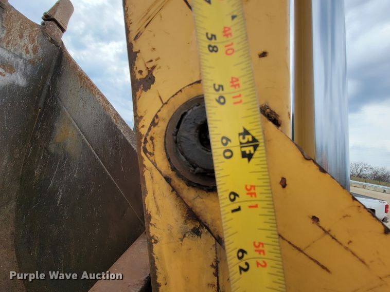 image for item FL9190 1997 New Holland 575E  backhoe