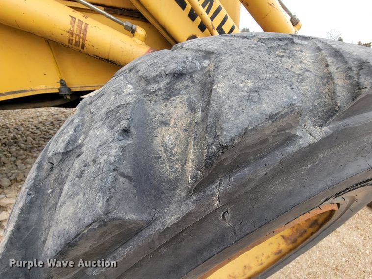 image for item FL9190 1997 New Holland 575E  backhoe