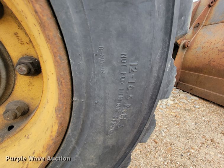 image for item FL9190 1997 New Holland 575E  backhoe