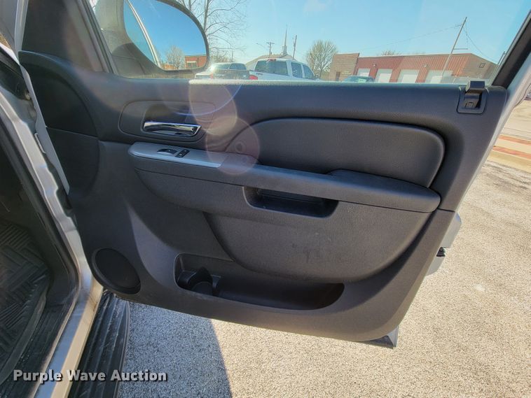 image for item FL9197 2010 Chevrolet Tahoe  SUV