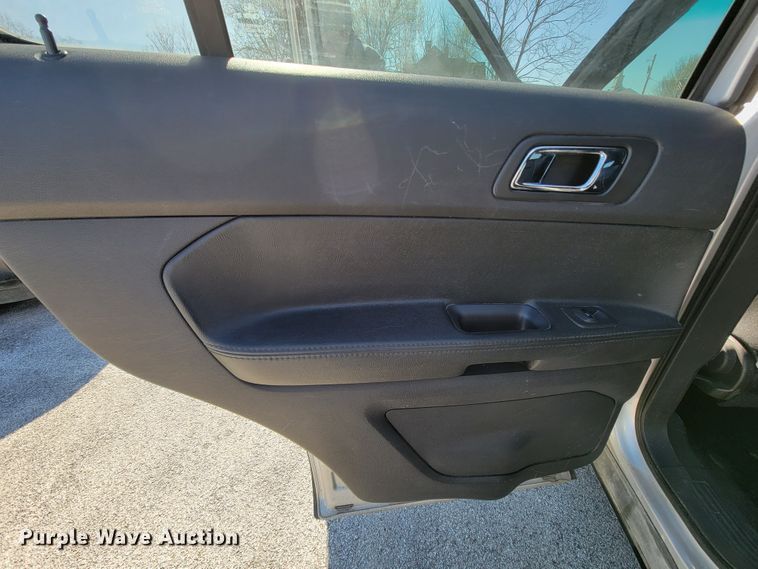 image for item FL9198 2013 Ford Explorer Police Interceptor  SUV