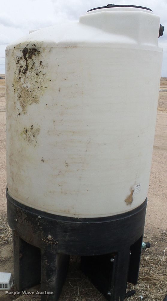 image for item GR9410 Poly tank