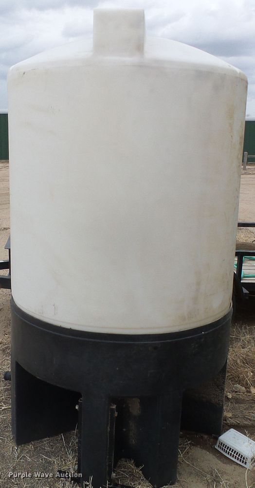 image for item GR9410 Poly tank