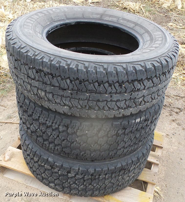 image for item GR9418 Tires