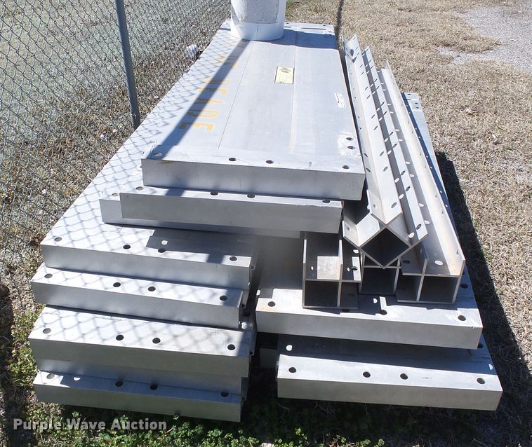 image for item GR9423 Build a Box Shoring equipment