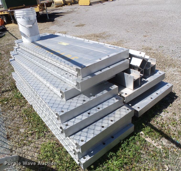 image for item GR9423 Build a Box Shoring equipment