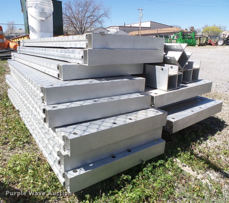 image for item GR9423 Build a Box Shoring equipment