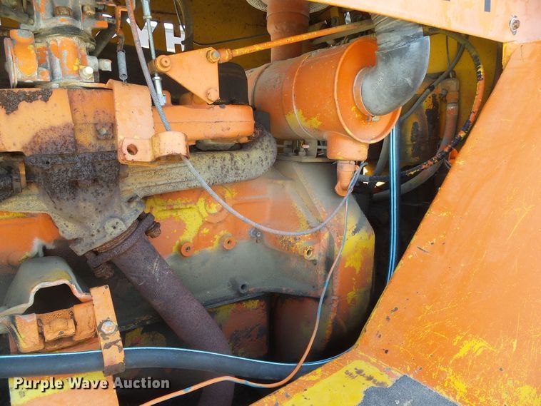 image for item GR9425 Hyster C530A  pneumatic roller