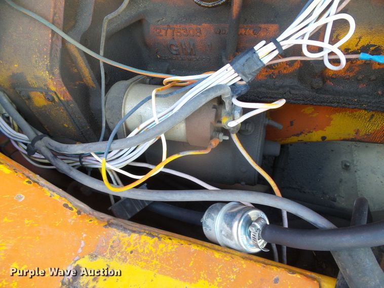 image for item GR9425 Hyster C530A  pneumatic roller