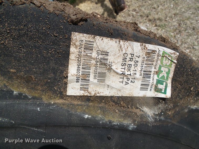 image for item GR9425 Hyster C530A  pneumatic roller