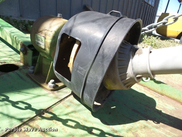 image for item GR9429 John Deere  rotary mower