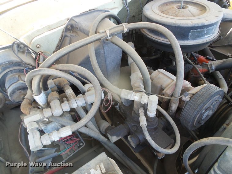 image for item GR9430 1970 GMC 5500  oil distributor truck