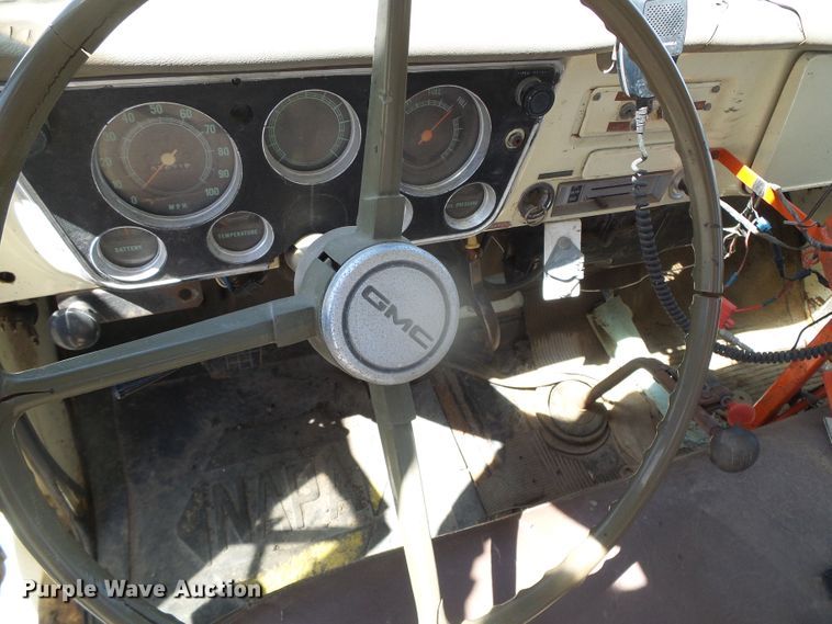 image for item GR9430 1970 GMC 5500  oil distributor truck