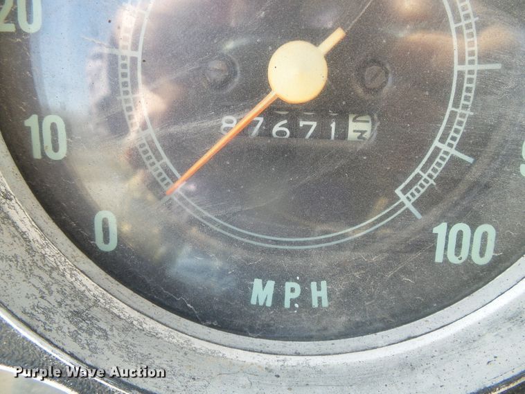 image for item GR9430 1970 GMC 5500  oil distributor truck