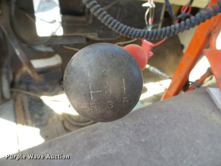 image for item GR9430 1970 GMC 5500  oil distributor truck