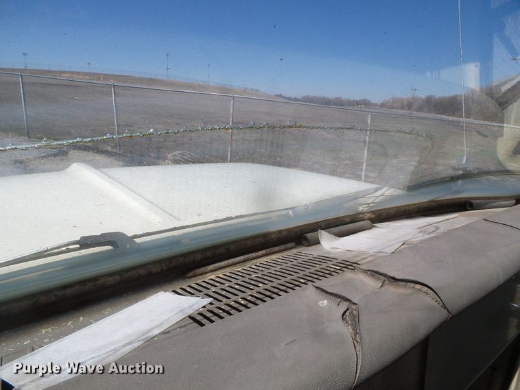 image for item GR9430 1970 GMC 5500  oil distributor truck