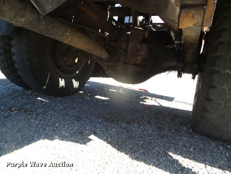 image for item GR9430 1970 GMC 5500  oil distributor truck