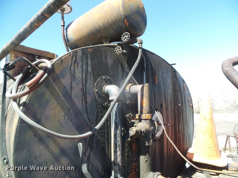 image for item GR9430 1970 GMC 5500  oil distributor truck