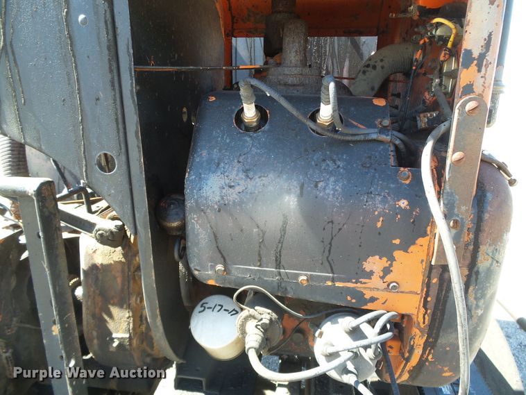 image for item GR9430 1970 GMC 5500  oil distributor truck