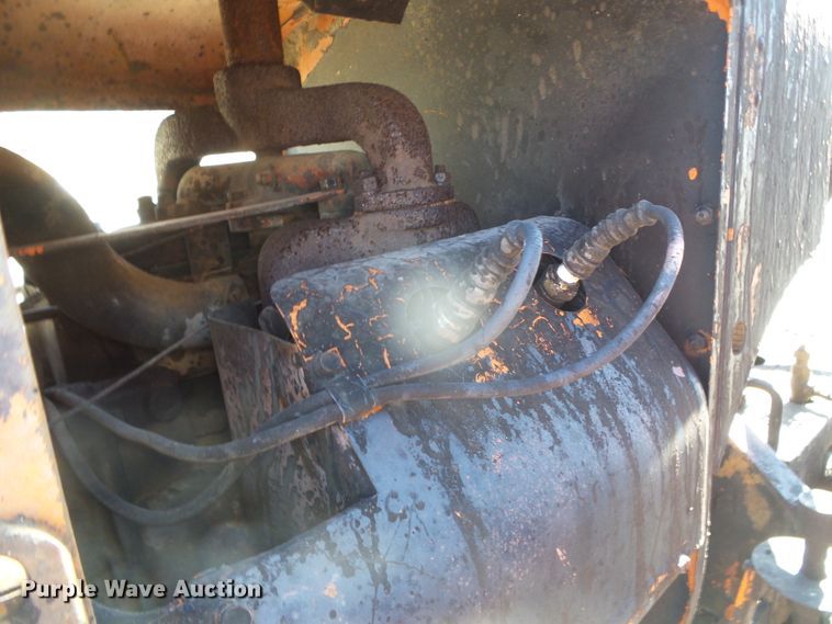 image for item GR9430 1970 GMC 5500  oil distributor truck