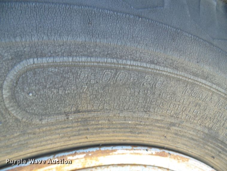 image for item GR9430 1970 GMC 5500  oil distributor truck