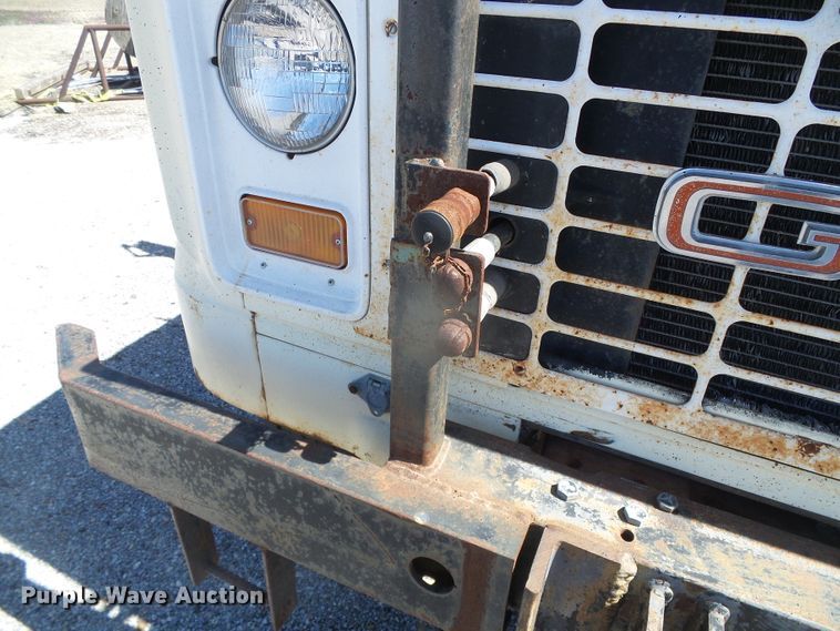 image for item GR9430 1970 GMC 5500  oil distributor truck