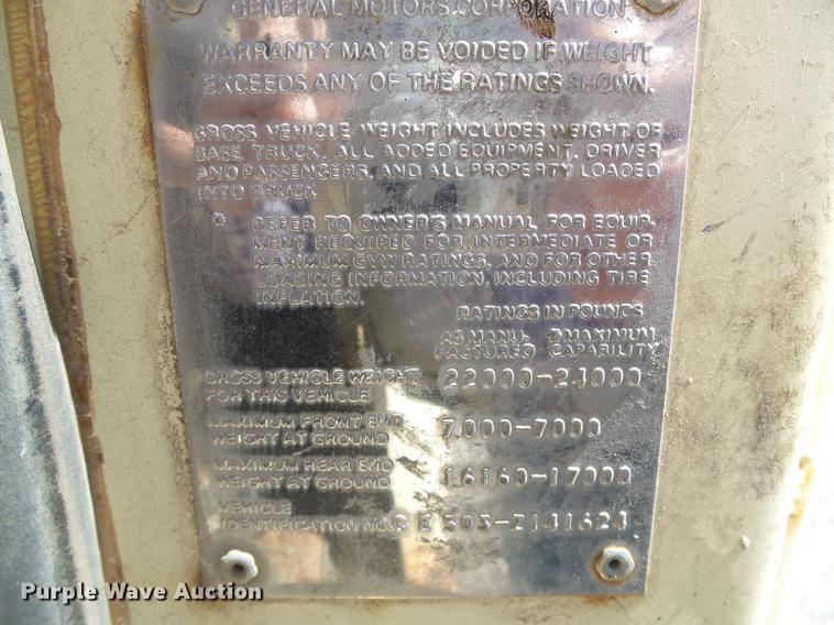 image for item GR9430 1970 GMC 5500  oil distributor truck