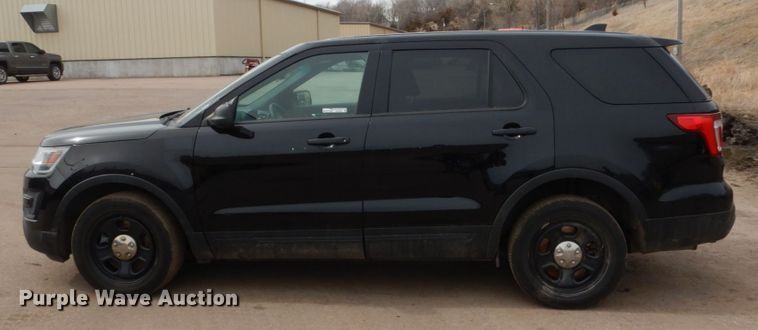 image for item HE9506 2016 Ford Explorer Police Interceptor  SUV