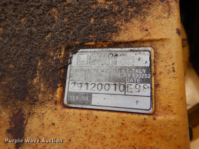 image for item HE9509 Vermeer SC752  stump grinder