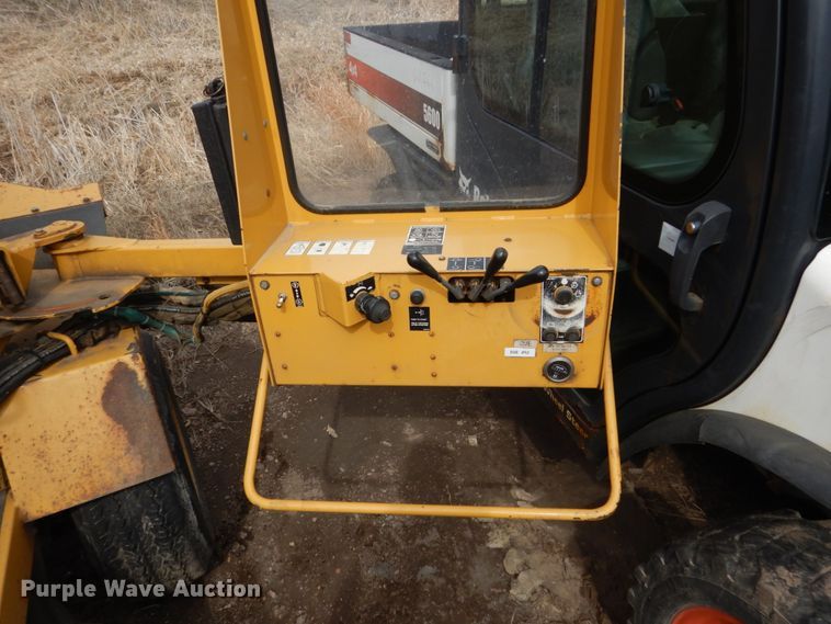 image for item HE9509 Vermeer SC752  stump grinder