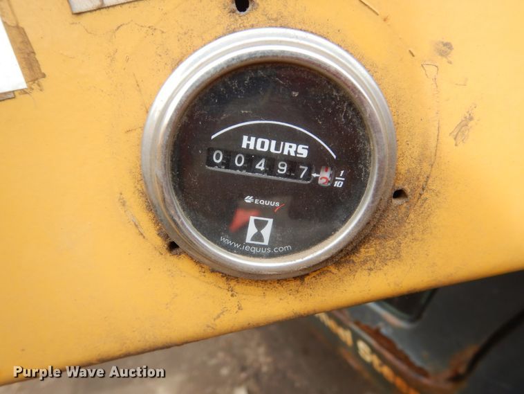 image for item HE9509 Vermeer SC752  stump grinder