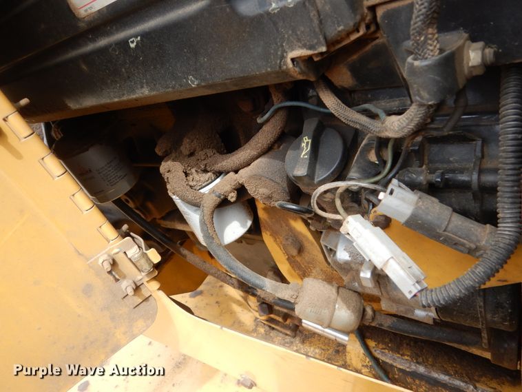 image for item HE9509 Vermeer SC752  stump grinder