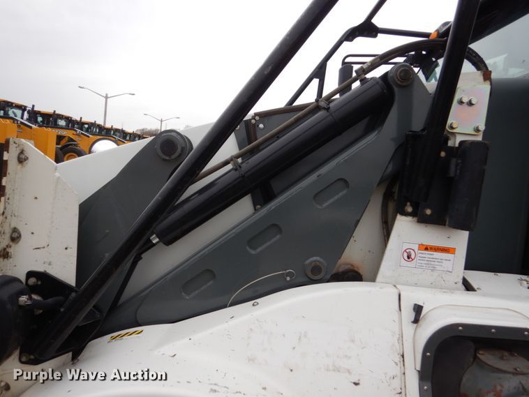 image for item HE9512 2010 Eligin Pelican  sweeper