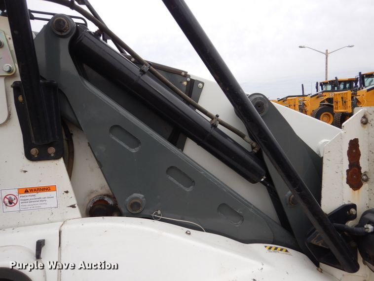 image for item HE9512 2010 Eligin Pelican  sweeper