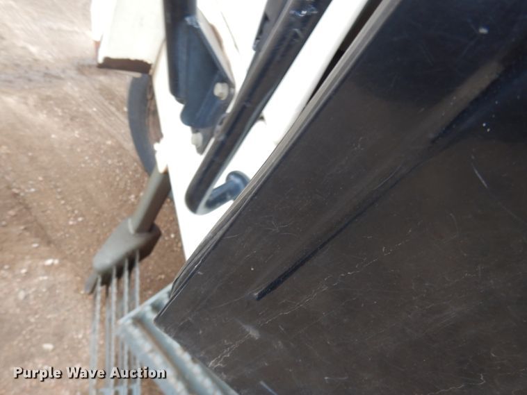 image for item HE9512 2010 Eligin Pelican  sweeper