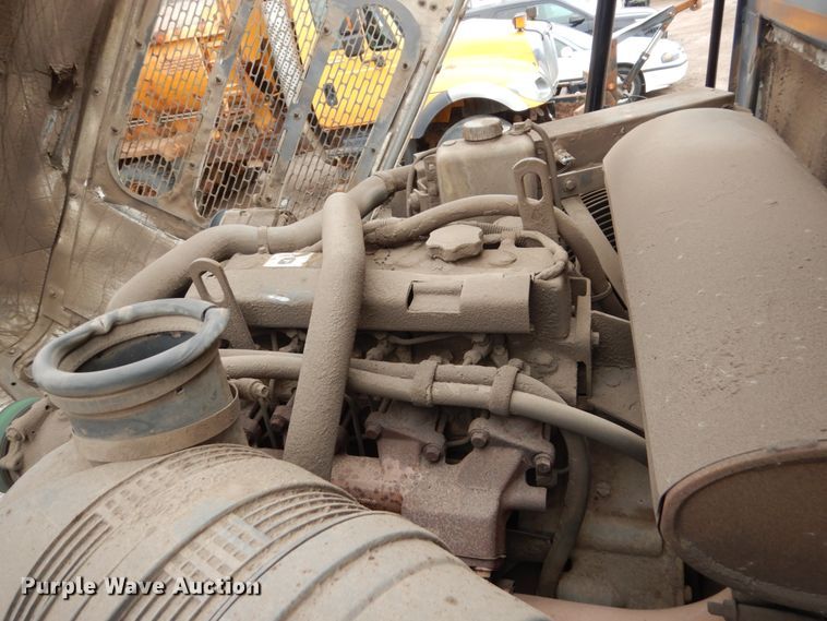 image for item HE9512 2010 Eligin Pelican  sweeper