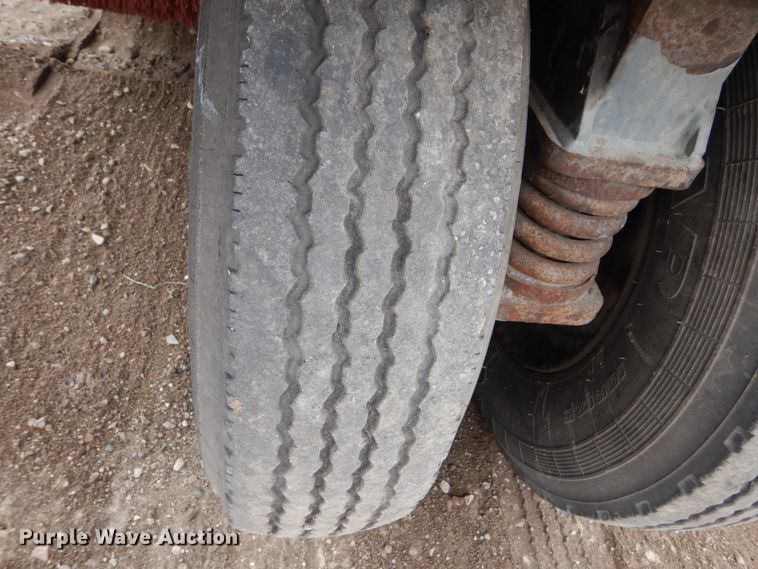 image for item HE9512 2010 Eligin Pelican  sweeper