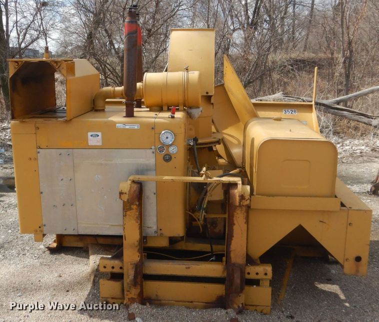 image for item HE9555 Omsteel 423 snow blower