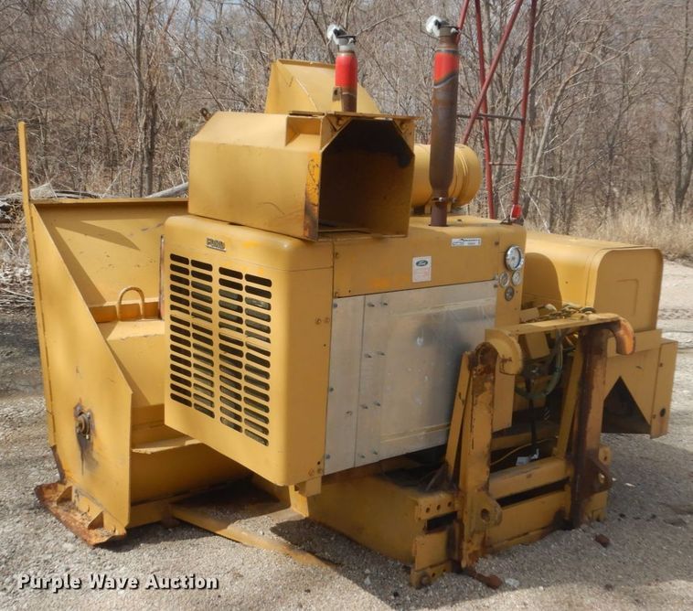 image for item HE9555 Omsteel 423 snow blower