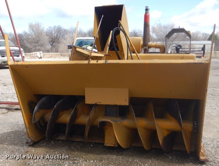 image for item HE9555 Omsteel 423 snow blower